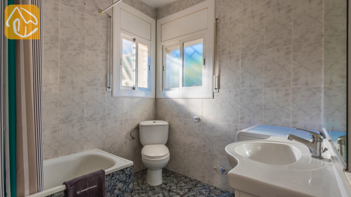 Holiday villas Costa Brava Spain - Villa Elize - Bathroom