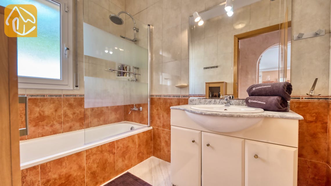 Holiday villas Costa Brava Spain - Villa Estrella - Bathroom