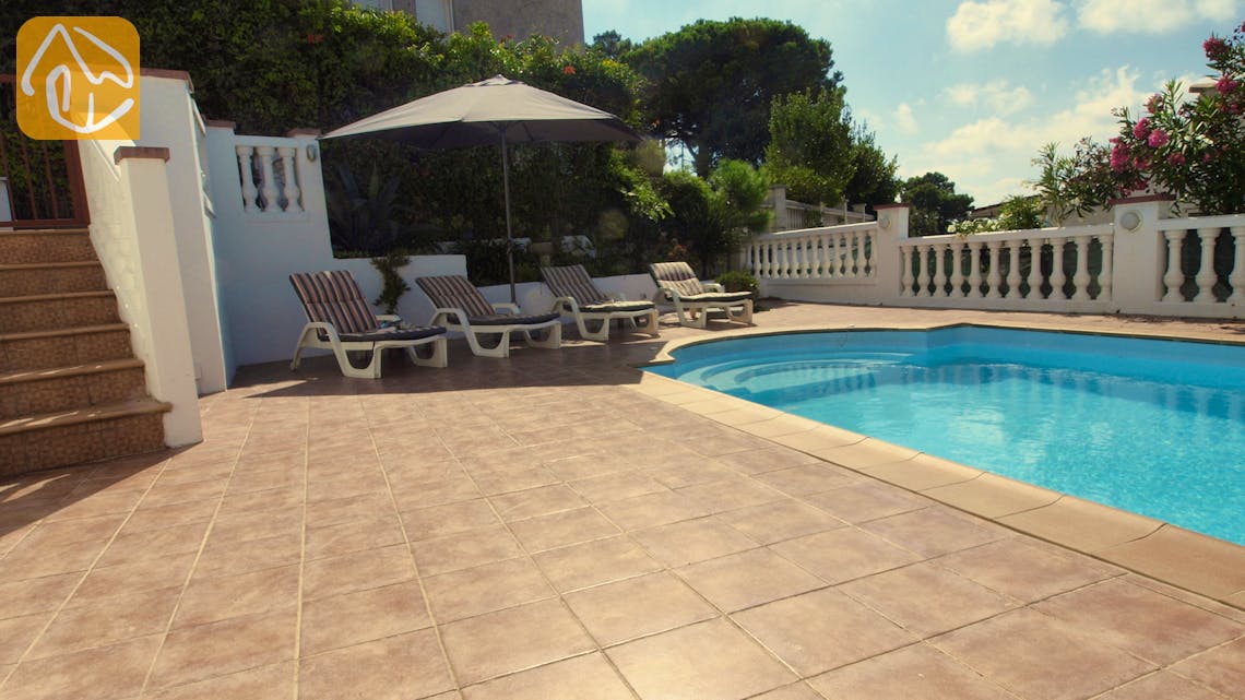 Ferienhäuser Costa Brava Spanien - Villa Liliana - Schwimmbad