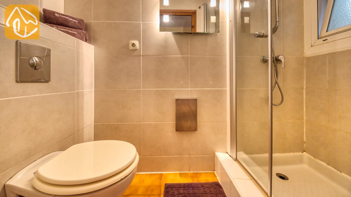 Holiday villas Costa Brava Spain - Villa Santa Maria - Bathroom