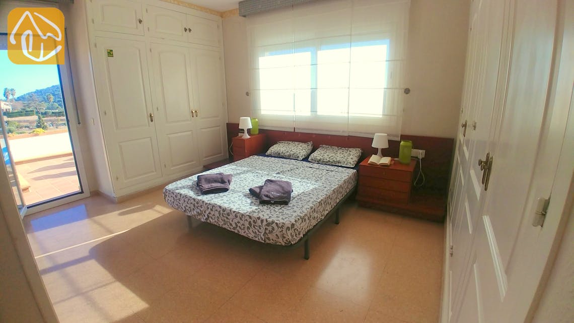 Holiday villas Costa Brava Spain - Villa Valentina - Master bedroom