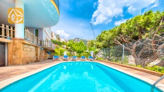 Holiday villas Costa Brava Spain - Villa Valentina - Swimming pool