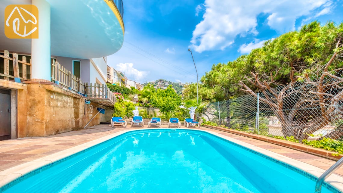 Ferienhäuser Costa Brava Spanien - Villa Valentina - Schwimmbad