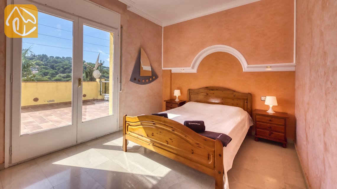 Holiday villas Costa Brava Spain - Villa Manuela - Bedroom