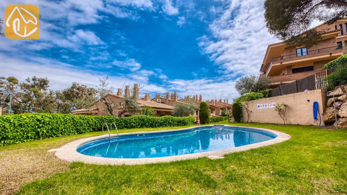 Holiday villas Costa Brava Spain - Casa Costa - Communal pool