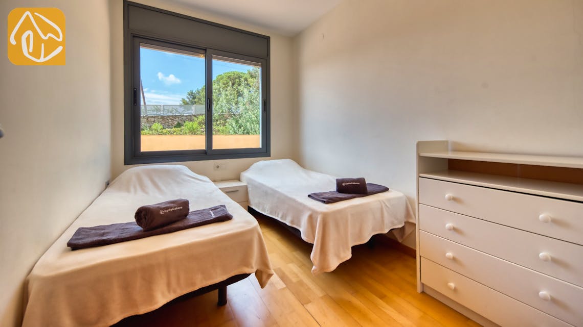 Holiday villas Costa Brava Spain - Apartment Monte Cristo - Bedroom