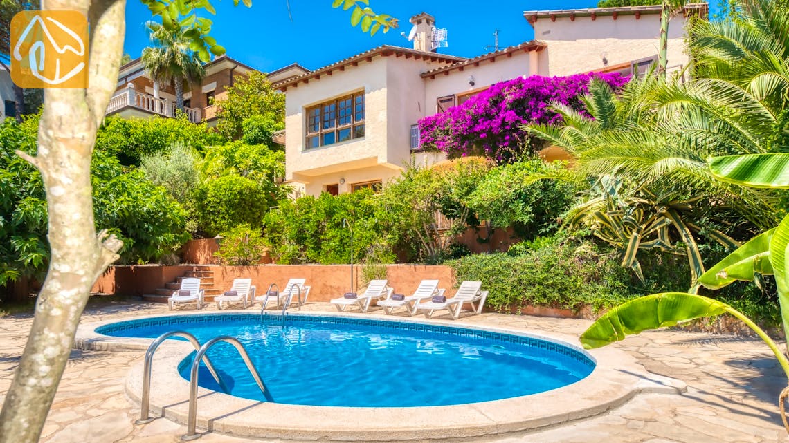 Casas de vacaciones Costa Brava España - Villa Amalia - Tumbonas