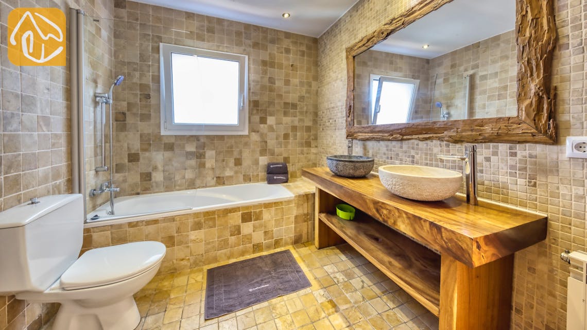 Holiday villas Costa Brava Spain - Villa Nicky - Bathroom