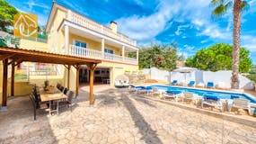 Holiday villa Costa Brava Spain - Villa Ashley - Villa outside