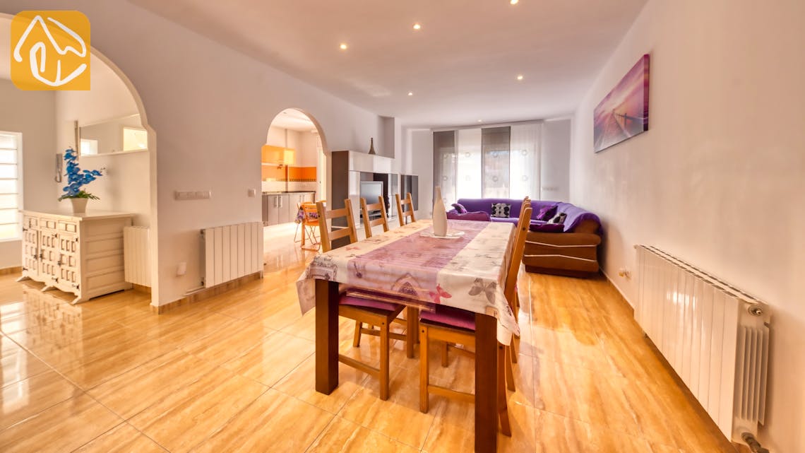 Holiday villas Costa Brava Spain - Villa Ashley - Dining area