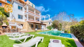 Vakantievilla&#039;s Costa Brava Spanje - Villa Pilar - Ligbedden