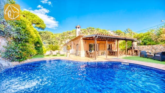 Holiday villas Costa Brava Spain - Villa Alba - Swimming pool