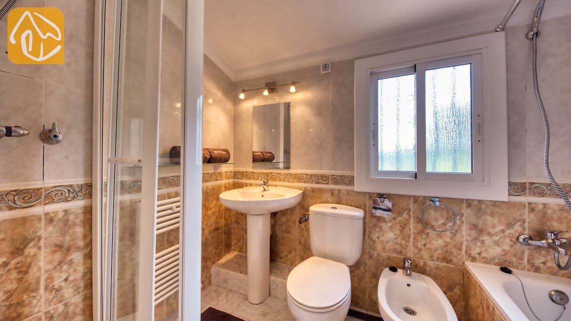 Holiday villas Costa Brava Spain - Villa Marilyn - Bathroom