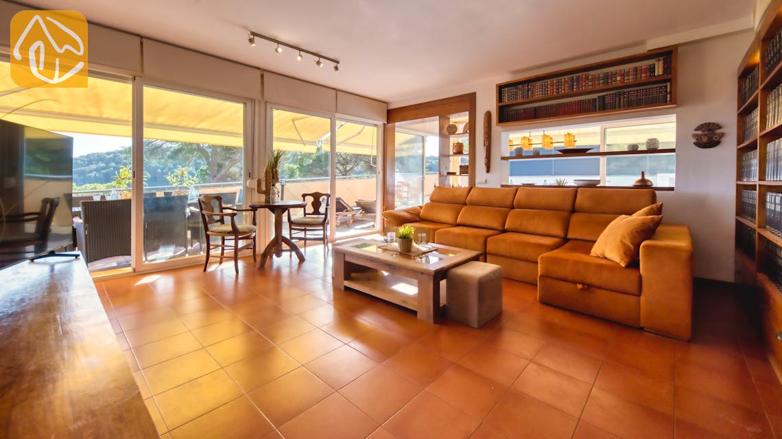 Holiday villas Costa Brava Spain - Villa Santa Cristina - Living area