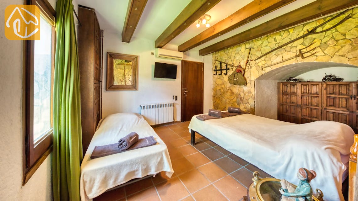 Ferienhäuser Costa Brava Countryside Spanien - Villa Can Bernardi - Schlafzimmer