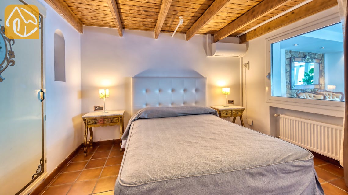 Holiday villas Costa Brava Spain - Villa Infinity - Bedroom