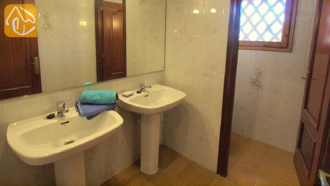 Holiday villas Costa Brava Countryside Spain - Villa Mas Girones - Bathroom