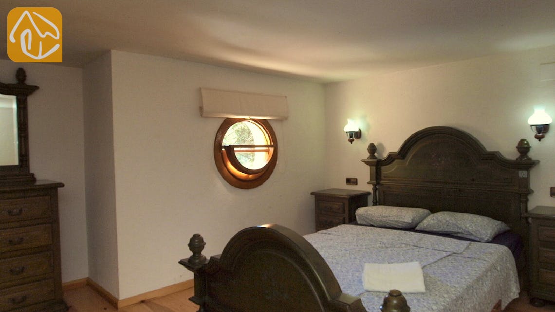 Holiday villas Costa Brava Spain - Villa Jasmin - Bedroom