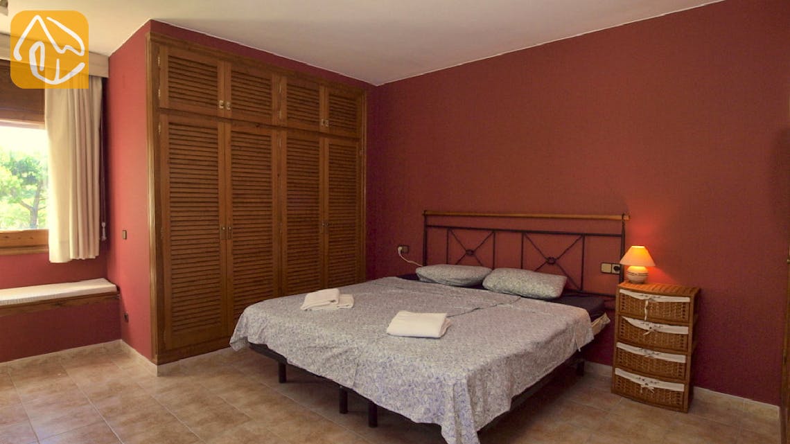 Holiday villas Costa Brava Spain - Villa Jasmin - Bedroom