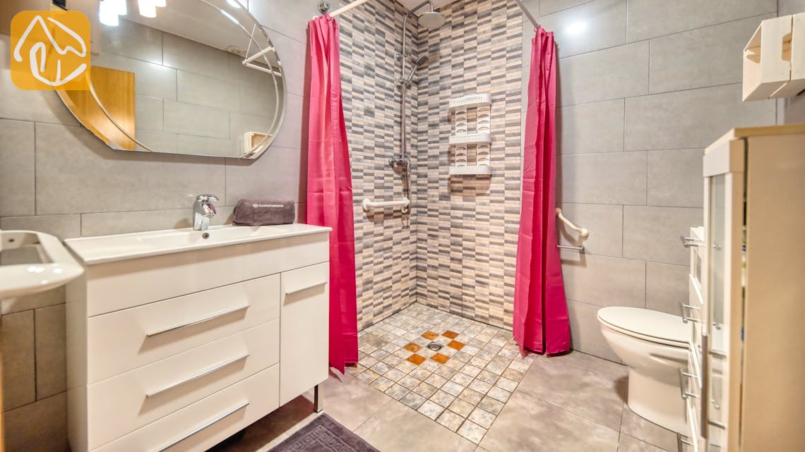 Holiday villas Costa Brava Spain - Villa Liliana - Bathroom
