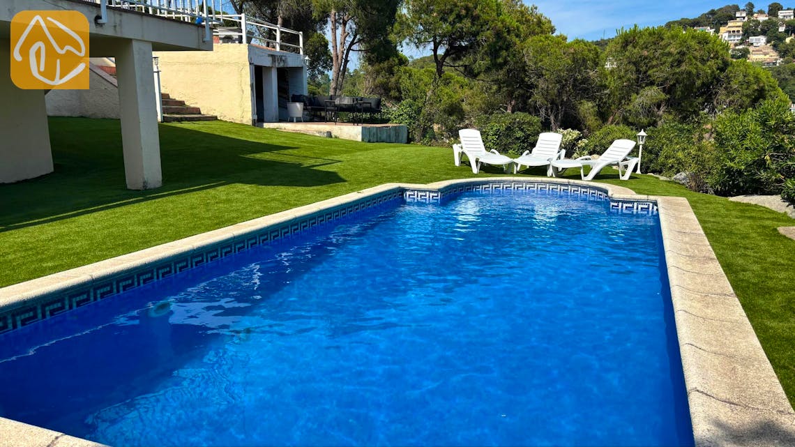 Holiday villas Costa Brava Spain - Villa La Luna - 