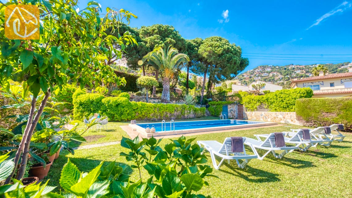 Ferienhäuser Costa Brava Spanien - Villa Mestral - Schwimmbad