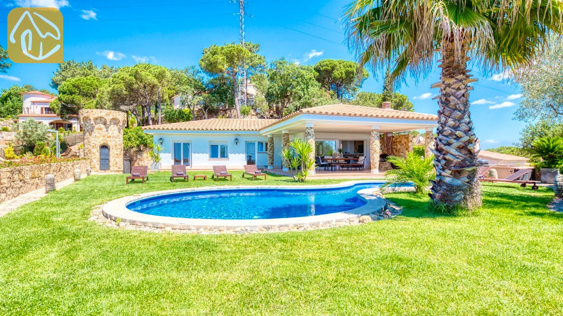 Ferienhäuser Costa Brava Spanien - Villa Gaudi - Villa Außenbereich