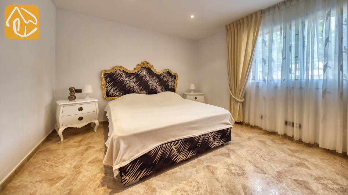 Holiday villas Costa Brava Spain - Villa Lorena - Bedroom