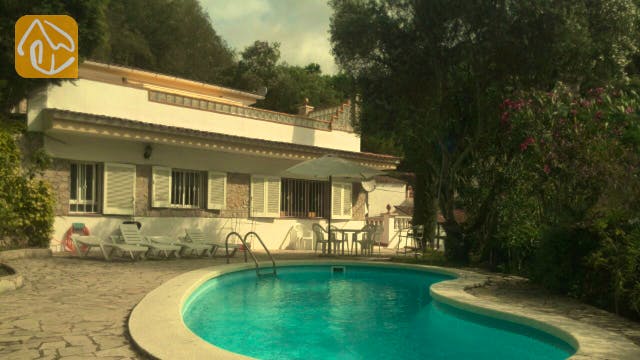 Holiday villas Costa Brava Spain - Villa Julia - Villa outside