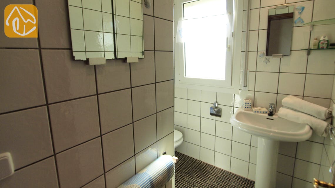 Holiday villas Costa Brava Spain - Villa Senna - Bathroom