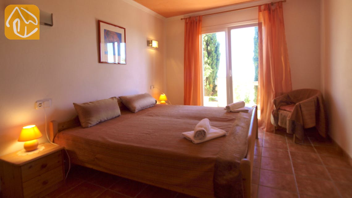 Holiday villas Costa Brava Spain - Villa Senna - Bedroom