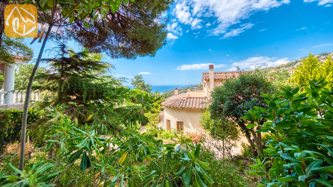 Holiday villas Costa Brava Spain - Villa Cleo - One of the views