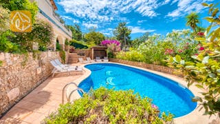 Holiday villas Costa Brava Spain - Villa Cleo - Swimming pool