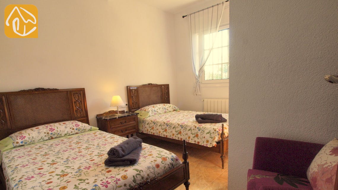 Holiday villas Costa Brava Spain - Villa Noa - Bedroom