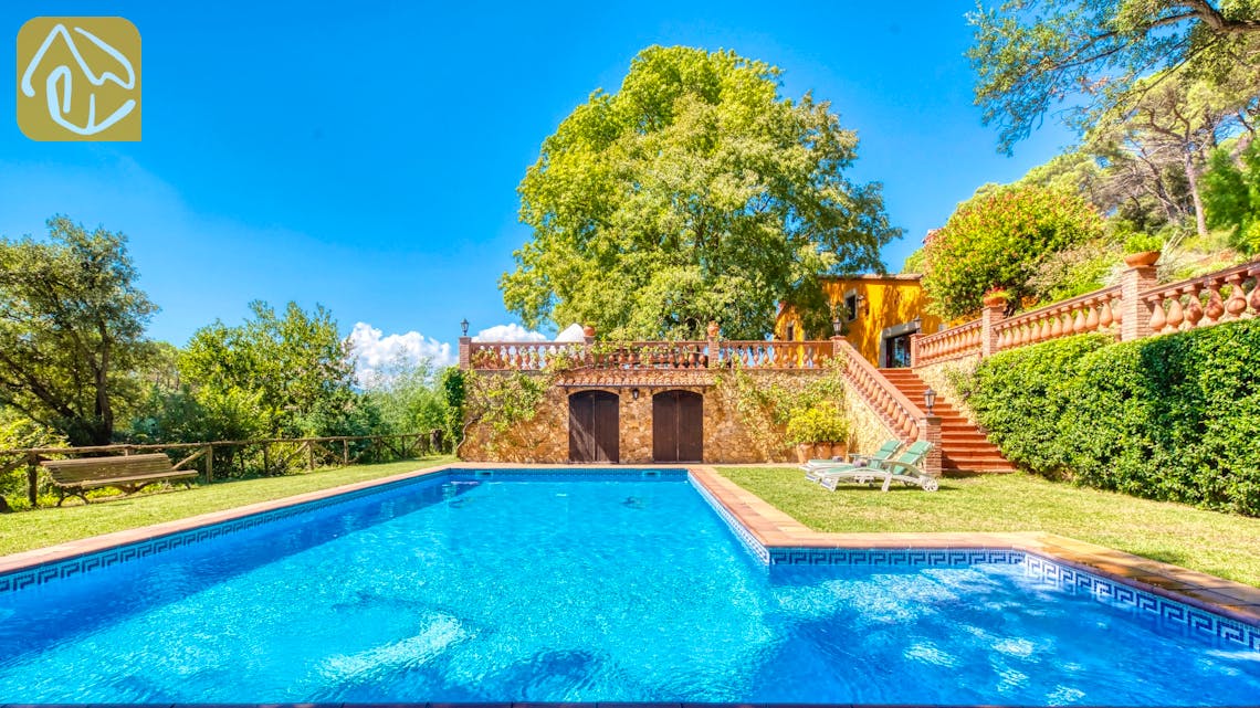 Ferienhäuser Costa Brava Spanien - Villa Paradise - Schwimmbad