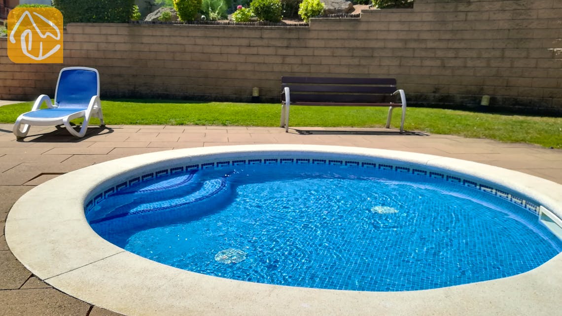 Holiday villas Costa Brava Spain - Apartment Delylah - Swimming pool