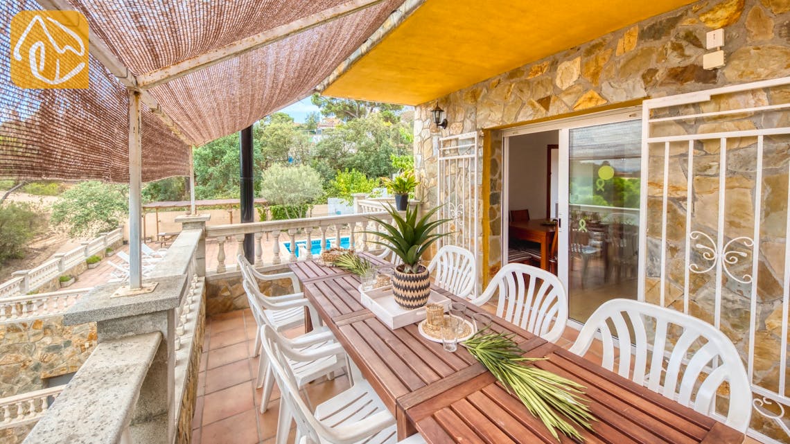 Holiday villas Costa Brava Spain - Villa Zarah - Terrace
