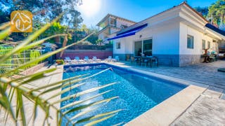 Holiday villas Costa Brava Spain - Villa Zarita - Swimming pool