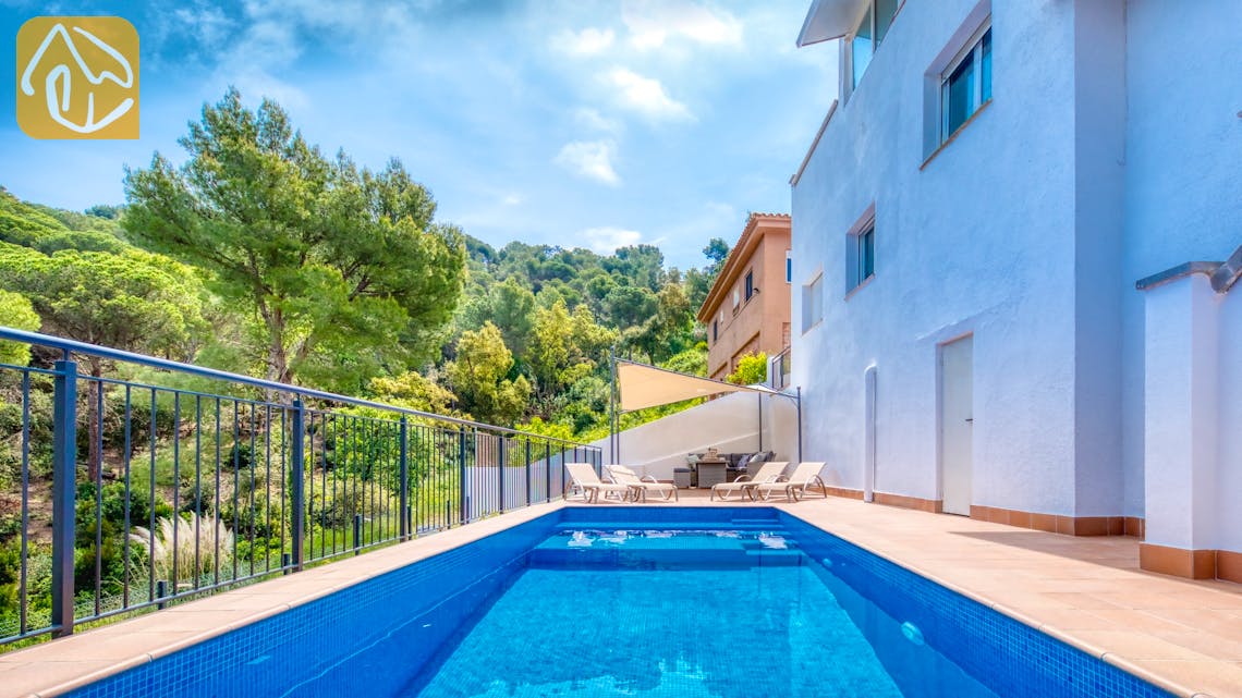 Ferienhäuser Costa Brava Spanien - Villa Amora - Schwimmbad