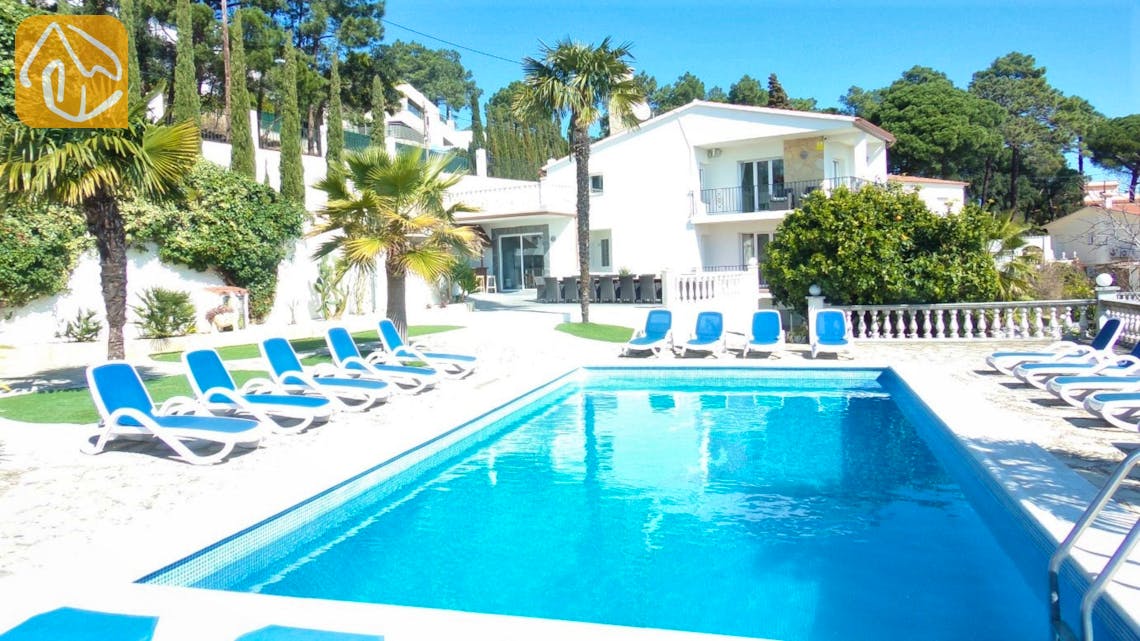 Holiday villas Costa Brava Spain - Villa Tropical - Swimming pool