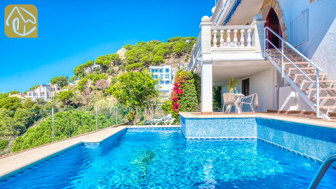 Holiday villas Costa Brava Spain - Villa Teresa - Swimming pool