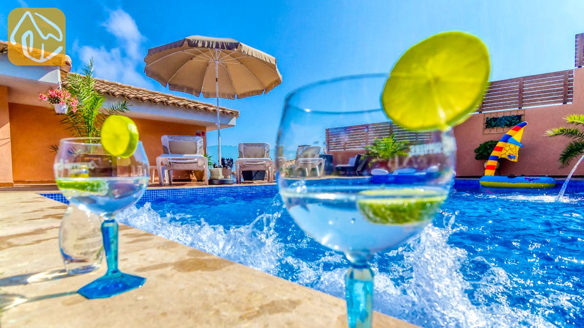 Ferienhäuser Costa Brava Spanien - Villa Onyx - Schwimmbad