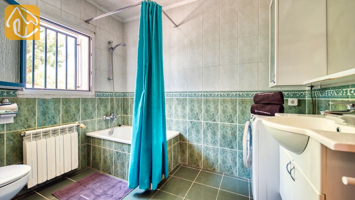 Holiday villas Costa Brava Spain - Villa Patricia - Bathroom
