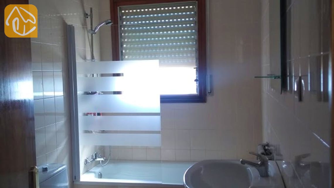 Holiday villas Costa Brava Spain - Villa Ingrid - Bathroom
