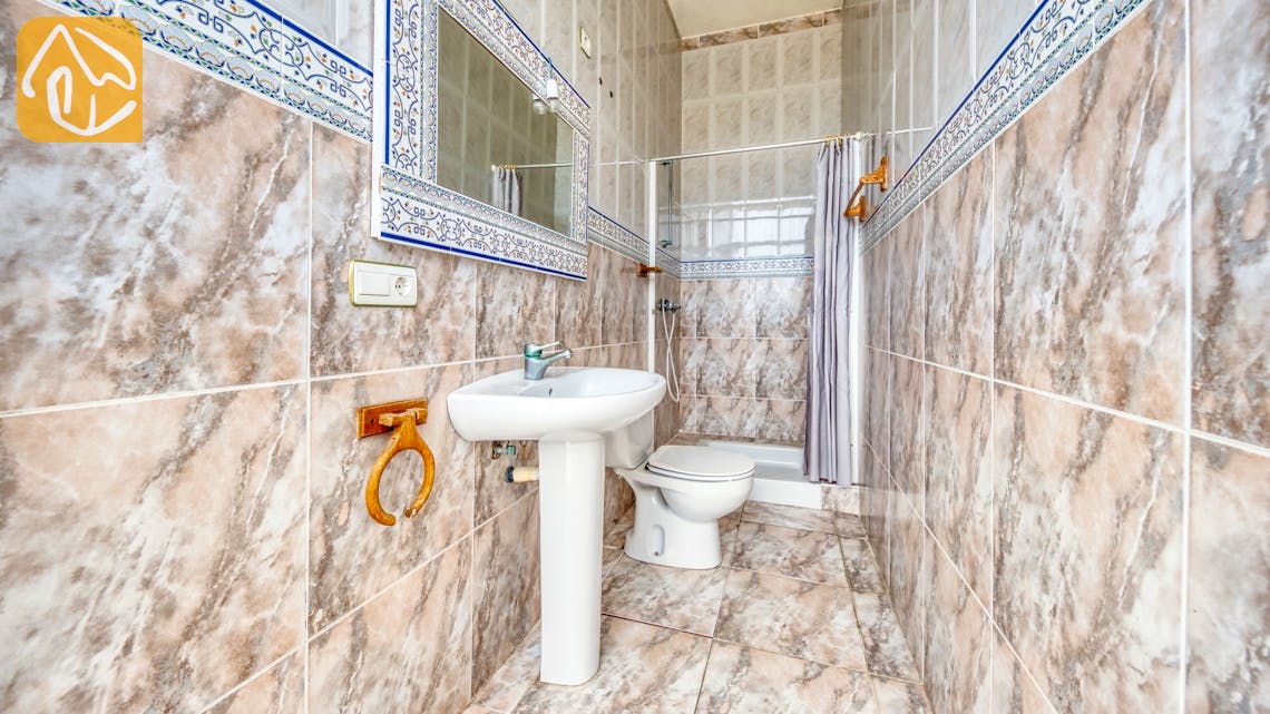 Holiday villas Costa Brava Spain - Villa Sunrise - Bathroom