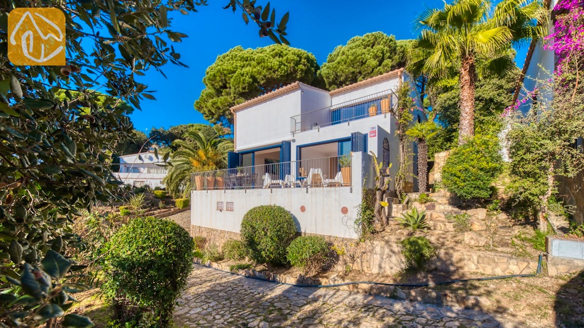 Villas de vacances Costa Brava Espagne - Casa AdoRa - Maison dehors