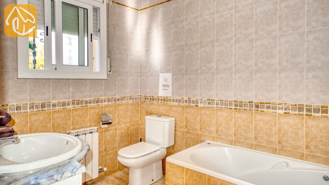 Holiday villas Costa Brava Spain - Villa Holiday - Bathroom