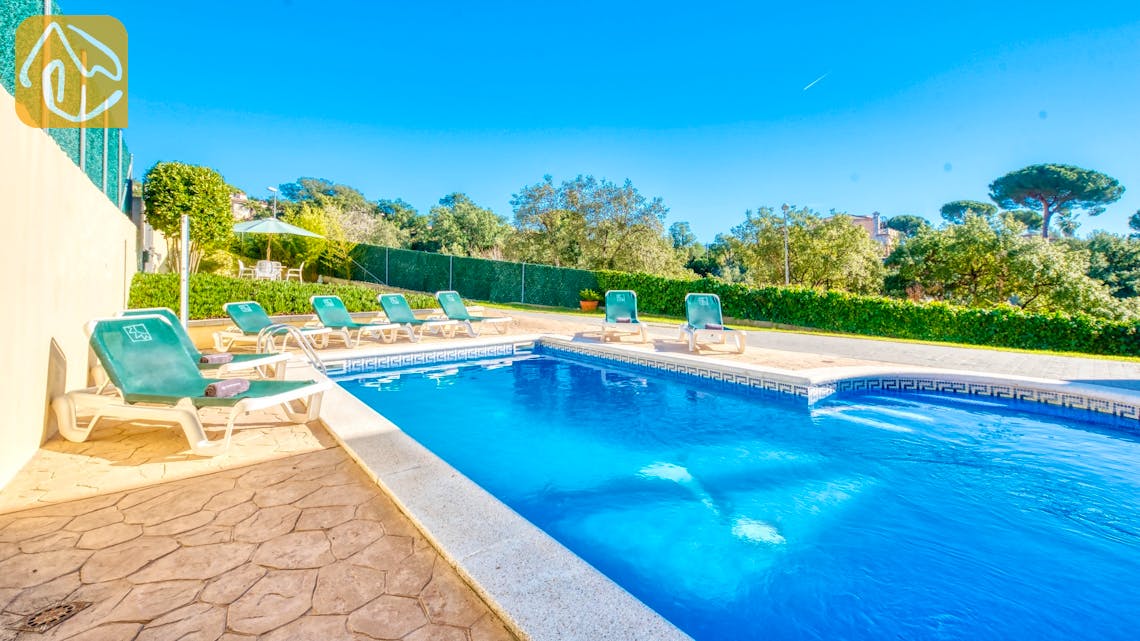 Ferienhäuser Costa Brava Spanien - Villa Holiday - Schwimmbad