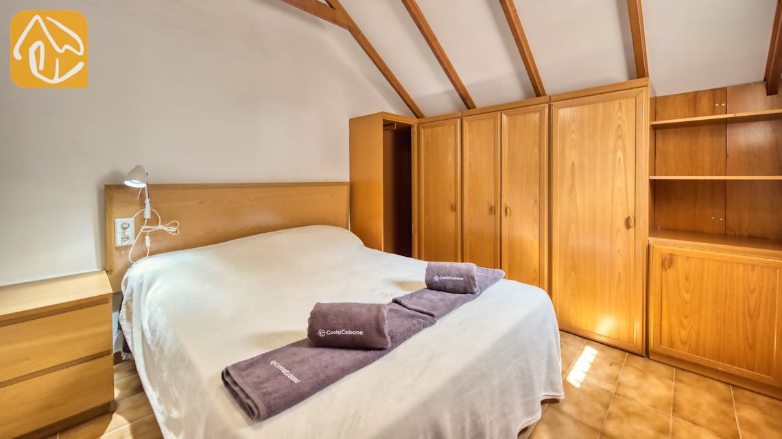 Holiday villas Costa Brava Spain - Villa Fenals Beach - Bedroom