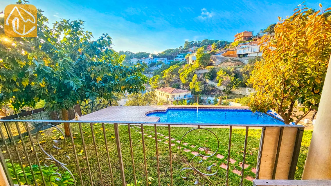 Holiday villas Costa Brava Spain - Villa Marysol - Garden